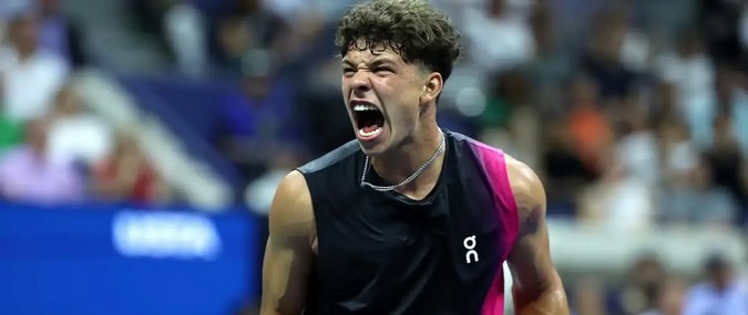 Прогноз на матч Шелтон – Рублёв [30.10.2025]: взрывной американец против нестабильного соперника