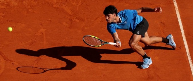 Прогноз на матч Алькарас – Махач [16.04.2026]: фаворит на полном ходу